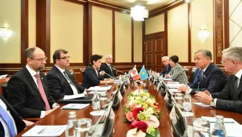 Нигматулин и канадские парламентарии договорились о наращивании межпарламентского диалога