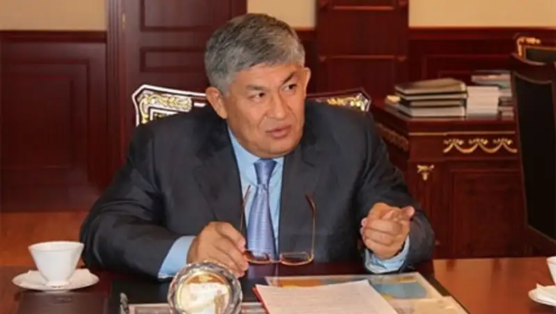 К. Кушербаев поручил принять меры по борьбе с незаконным сбором солодки