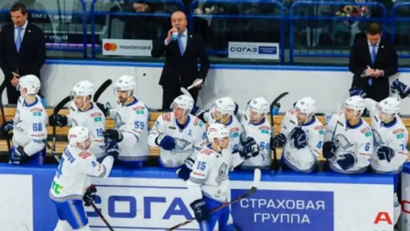 "Барыс" одолел "Автомобилист" в овертайме