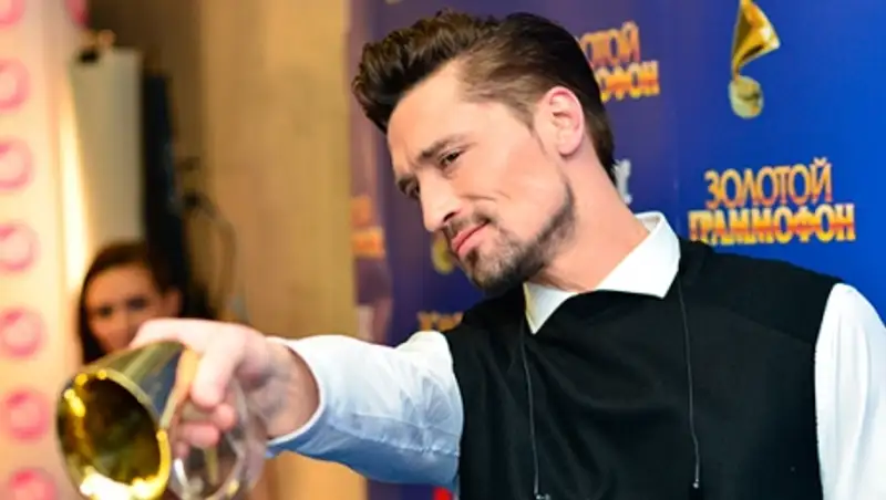 Певец Дима Билан сходит с ума