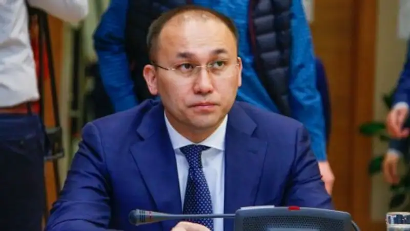 Даурен Абаев: Соцсети вытесняют традиционные средства информации с рынка