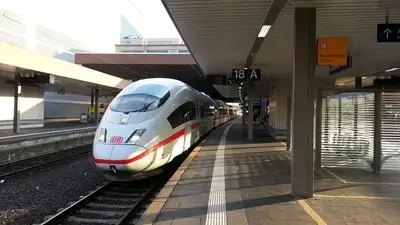 В Китае запустили поезд едущий на водороде, фото - Новости Zakon.kz от 28.01.2023 10:26