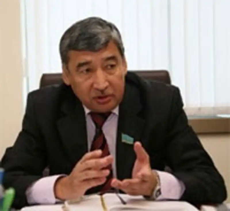 Камал БУРХАНОВ, депутат мажилиса, фото - Новости Zakon.kz от 11.01.2013 16:14