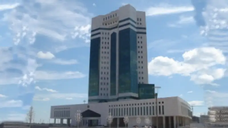 На заседании Правительства обсуждены вопросы реализации антикризисных мер на 2016 год