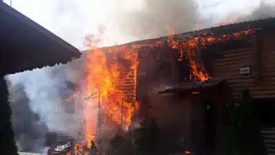 Пресс-служба ДЧС г.Алматы, фото - Новости Zakon.kz от 12.06.2019 10:14