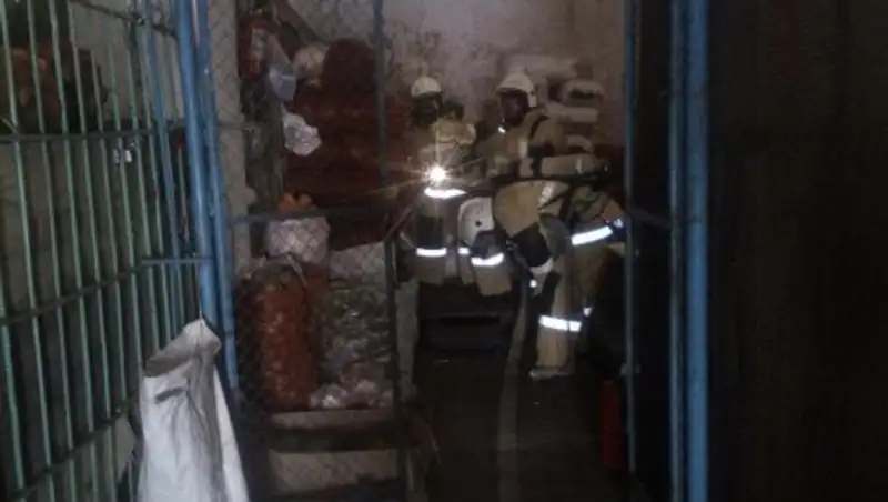 Павлодарда электр сымдарының тұйықталуы салдарынан үш адам құтқарылды 