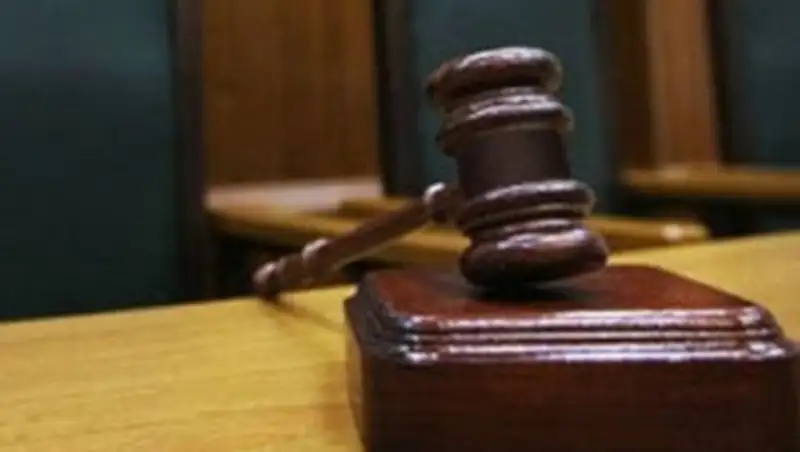 В Рудном соседи подали в суд на пенсионерку, назвавшую их алкашами и тунеядцами