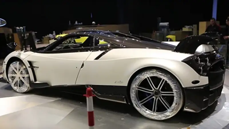 Pagani Huayra BC засняли на видео до мировой премьеры