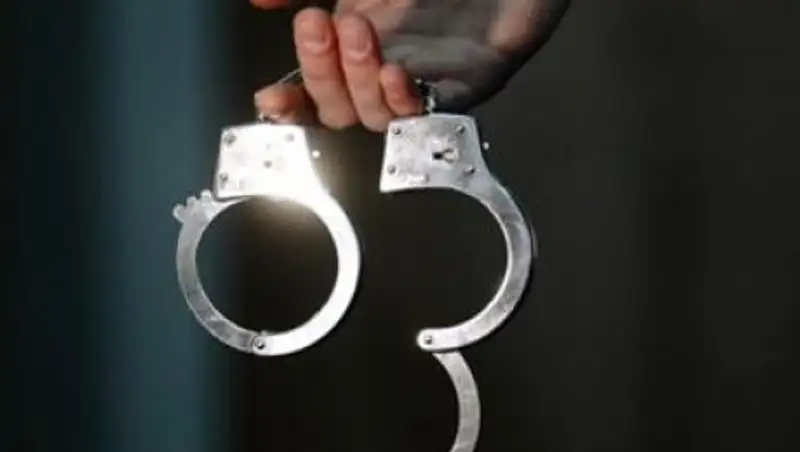 Присвоившего 200 тысяч тенге разбойника задержали в Карагандинской области