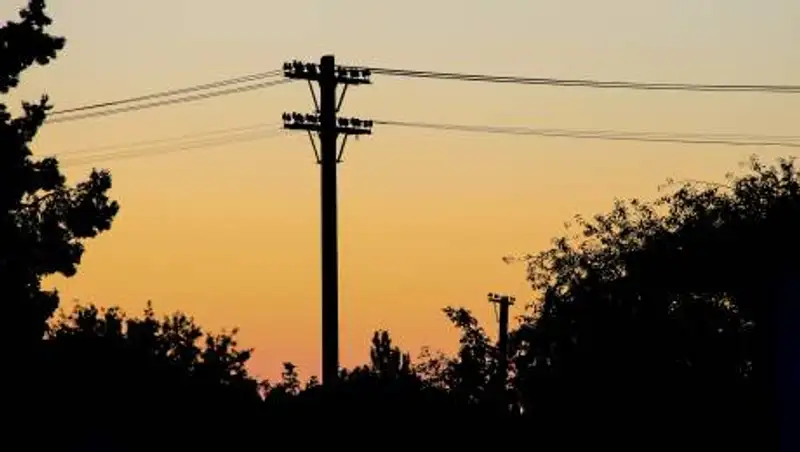 Ребенка ударило током в парке в Атырауской области