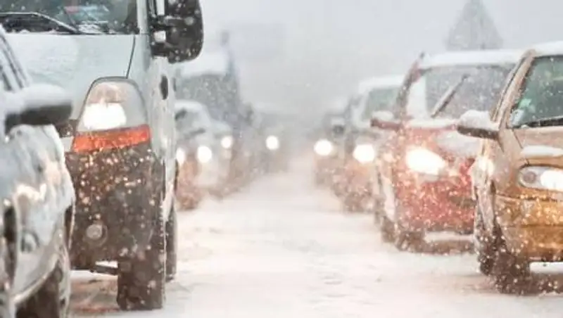 Республиканские трассы из столицы закрывают для общественного и дизельного транспорта