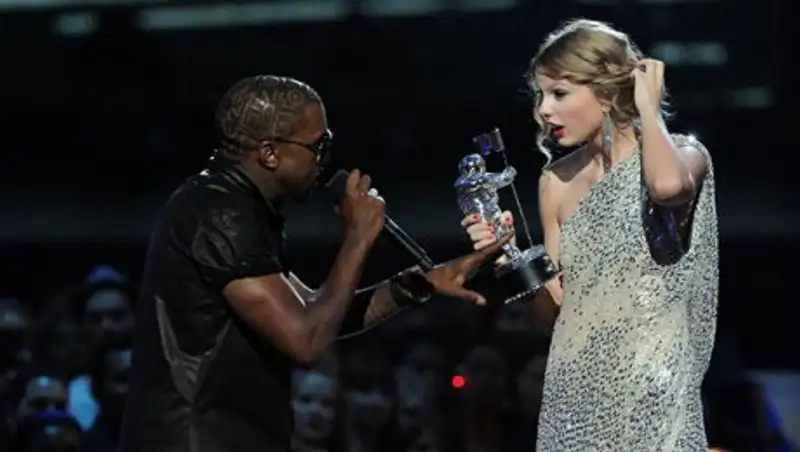 Тейлор Свифт выпустила ответ назвавшему ее сукой Уэсту