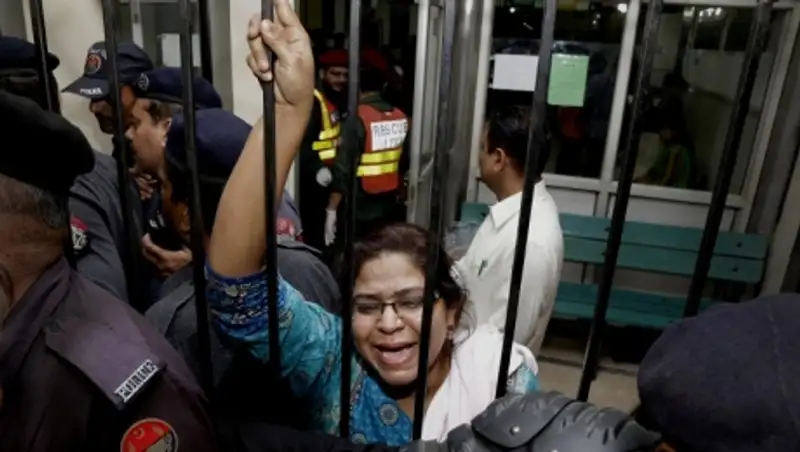 Число жертв теракта в пакистанском Лахоре возросло до 74 человек