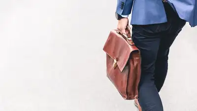 Казахстанцев, потерявших работу, стало больше в июне, фото - Новости Zakon.kz от 17.07.2023 10:43