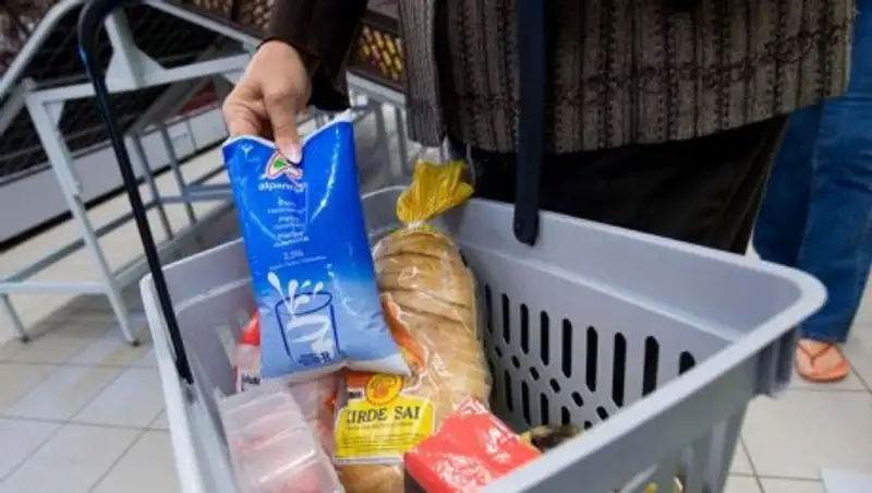 Объем розничной торговли в Казахстане в январе-феврале увеличился на 4,1%