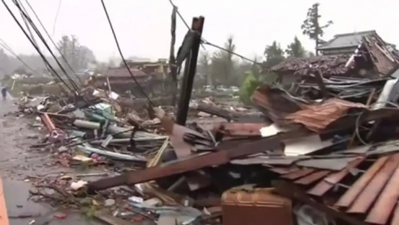 Число жертв тайфуна в Японии выросло до пяти, еще 11 числятся пропавшими