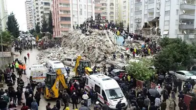 Землетрясение в Турции: в районе катастрофы идет стрельба, фото - Новости Zakon.kz от 12.02.2023 02:32