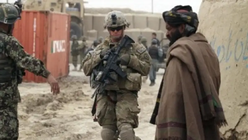 Двое военнослужащих НАТО в Афганистане погибли в результате стрельбы