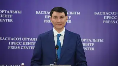 встреча министра финансов РК Ерулан Жамаубаев с населением, фото - Новости Zakon.kz от 07.10.2022 19:59