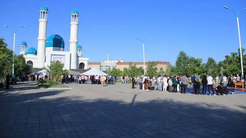Как отпраздновали Курбан айт в Шымкенте и Кызылорде – фоторепортаж, фото - Новости Zakon.kz от 28.06.2023 13:32