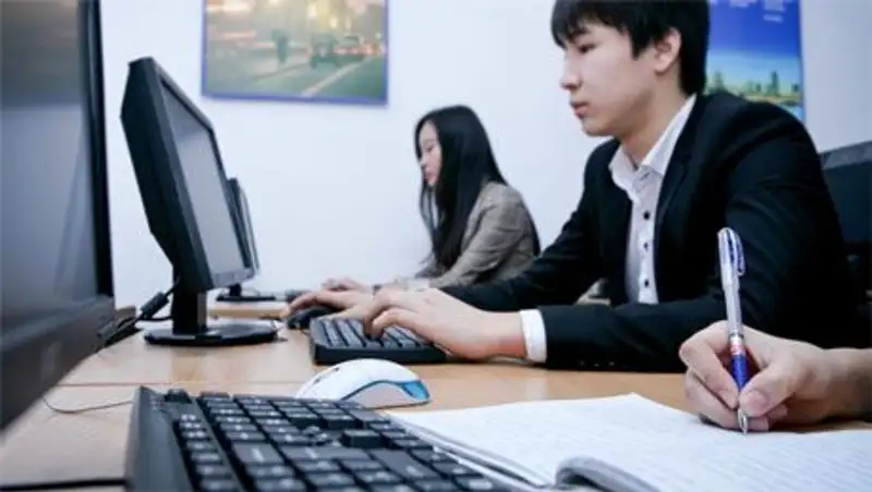 90 процентов колледжей Алматинской области работают с нарушениями