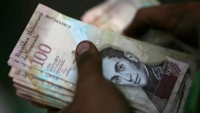 Венесуэла ввела в оборот новую купюру