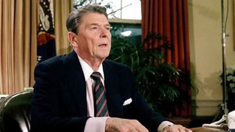 Ранивший Рональда Рейгана выйдет на свободу после 35 лет в психиатрической клинике