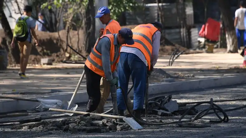 Жители Косшы построили себе дорогу за 3,5 млн тенге