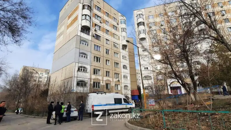 Спрыгнула с детьми - родственники боятся за жизнь супруга погибшей