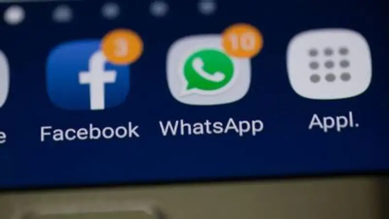 WhatsApp ограничит аккаунты пользователей, отказавшихся делиться личными данными