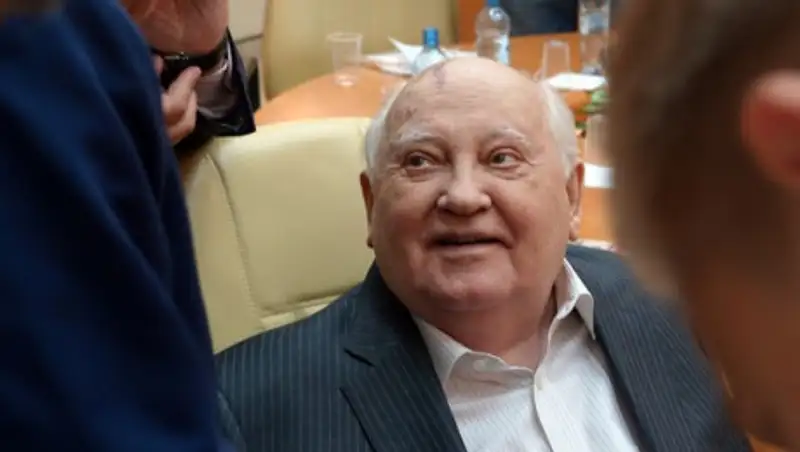 Горбачев назвал победителей в холодной войне