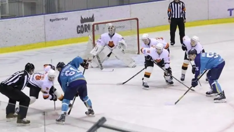 "Торпедо" подпустило к себе питерцев в регулярке ВХЛ 