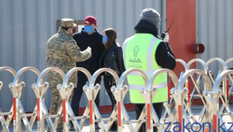 О санитарном контроле на границе с Россией рассказала главный санврач РК