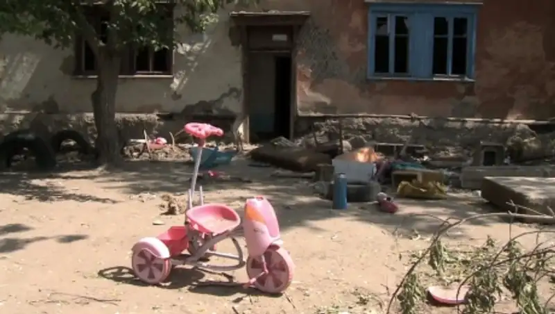 В Павлодаре стартовала масштабная кампания по сносу ветхого жилья