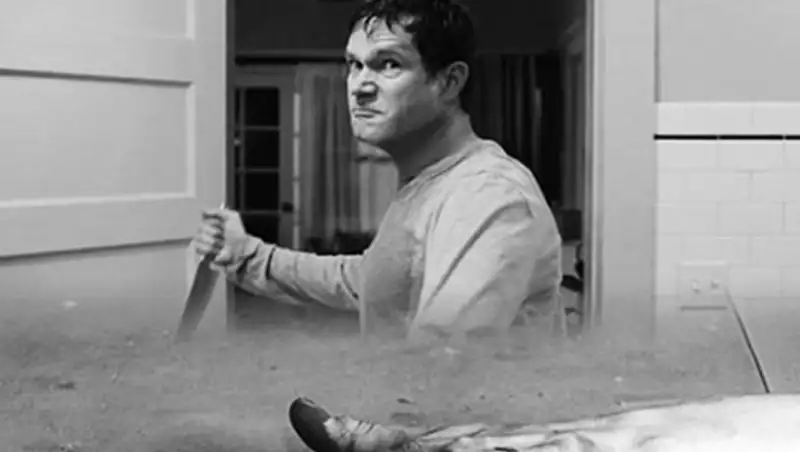 Шестнадцать дней в квартире с трупом провел мужчина из Пришахтинска