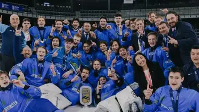 Сборная Казахстана вышла в элитный дивизион юношеского ЧМ по хоккею, фото - Новости Zakon.kz от 30.04.2023 02:16