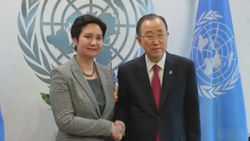 Г.&#1240;бді&#1179;алы&#1179;ова Б&#1200;&#1200; Бас хатшысы Пан Ги Мунмен кездесті