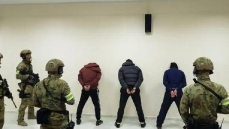 В Астане задержали троих человек за пропаганду терроризма