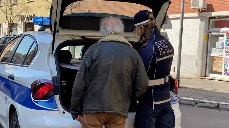 В Риме мужчина застрелил четырех человек на собрании жителей многоквартирного дома