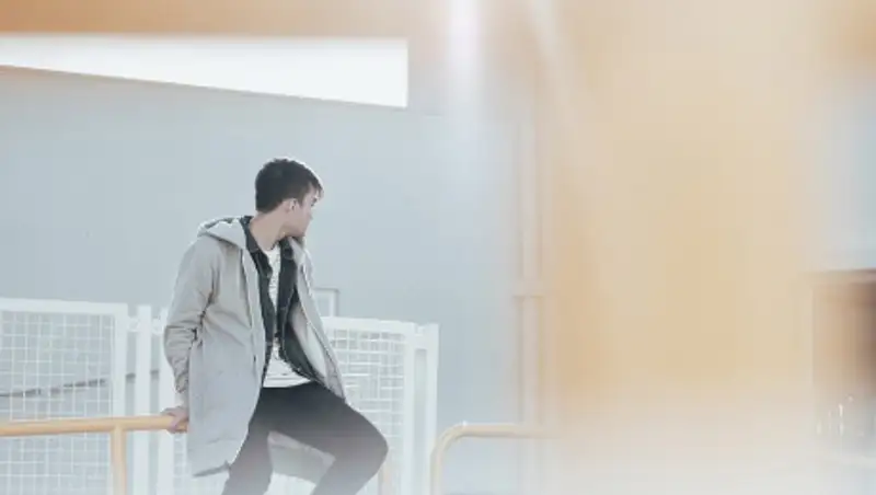 За ночные прогулки в Алматы начали штрафовать подростков и их родителей