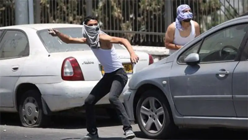 Группа палестинцев забросала камнями израильский пост на границе с Ливаном