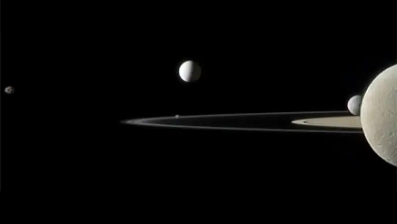 Определен размер крупнейшего планетного кольца в Солнечной системе