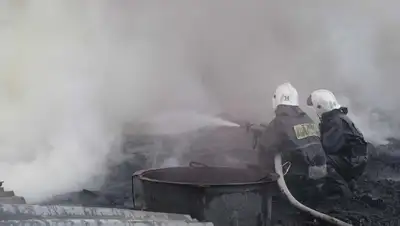 тушение больница терапия, фото - Новости Zakon.kz от 26.11.2021 18:19