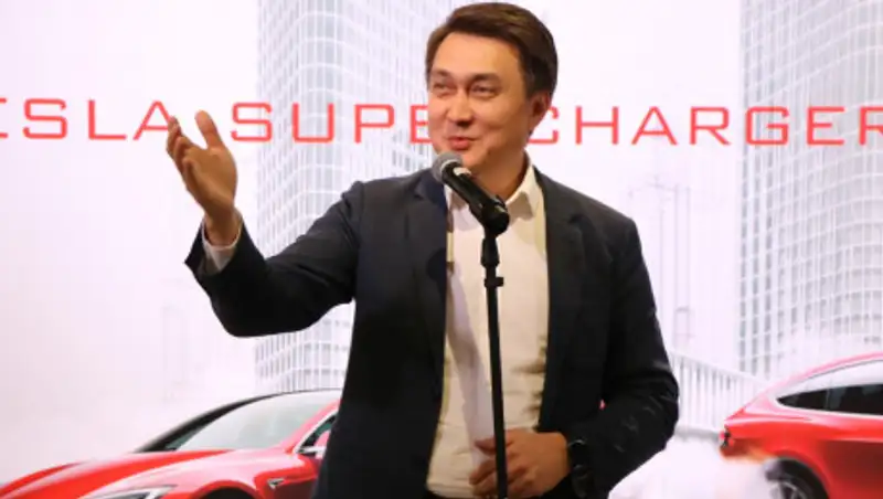 В Talan Towers установили первые в СНГ TESLA Supercharger