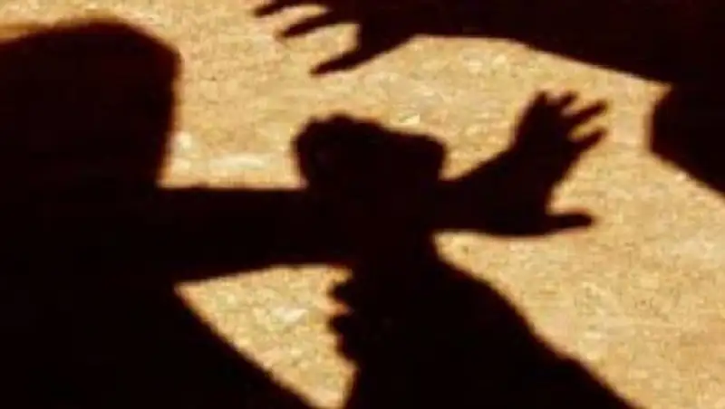 Житель Карагандинской области с психическим расстройством набросился на полицейского