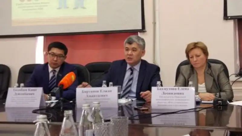 В законопроект об обязательном медстраховании внесли ряд поправок