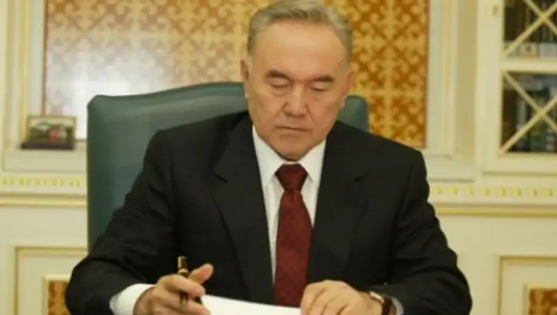 Назарбаев освободил от должностей двух руководителей региональных командований 