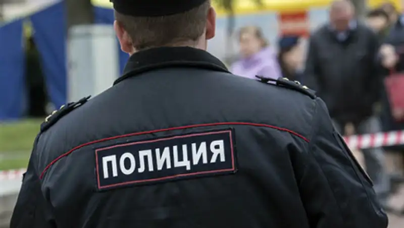 У семьи сатанистов забрали двух девочек-маугли в Москве