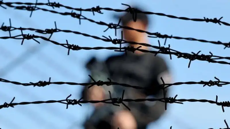 В Уральске осужденному пытались передать спрятанные в финиках SIM-карты