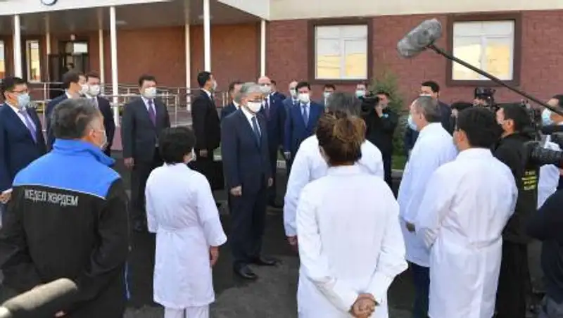 Токаев призвал быть готовыми ко второй волне коронавируса